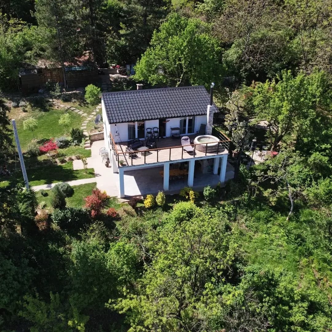 Privatni spa na Dunavu, pogled iz vazduha na Honey Spa House